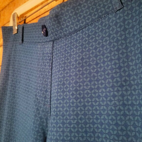 Betabrand Two-Pocket Dress Yoga Pant | Straight Blue Patterned - Size PM - Picture 7 of 14